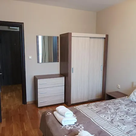 Apartment Two Bedroom 46- Trakia 54 а *