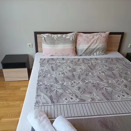 Apartment Two Bedroom 46- Trakia 54 а *
